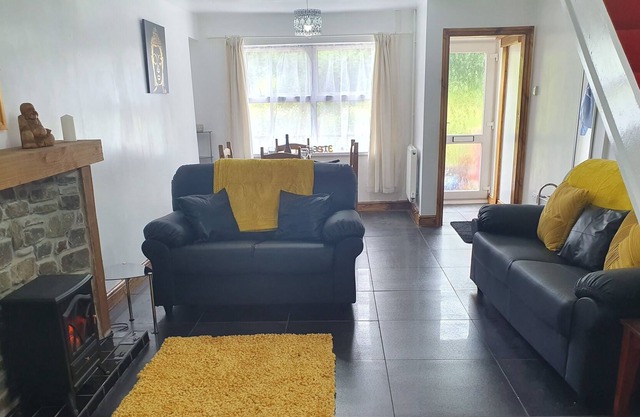 Shangrala Holiday Cottage Pet Friendly wales