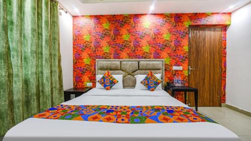 shanti stay near igi airport