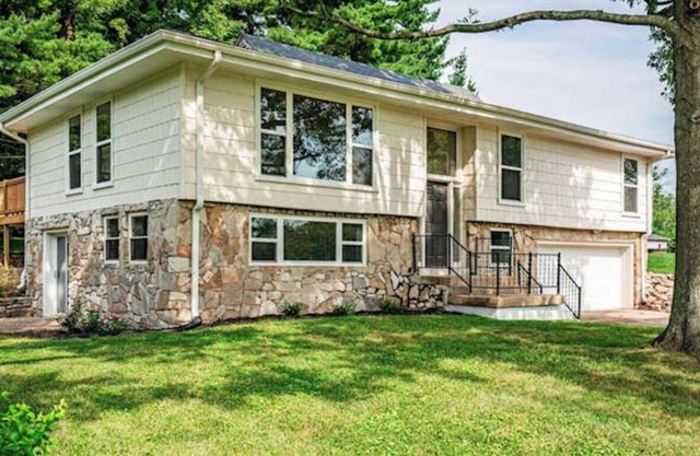 Shelbyville, KY - Bourbon Trail, Horse Country and more. A modern, spacious gem.