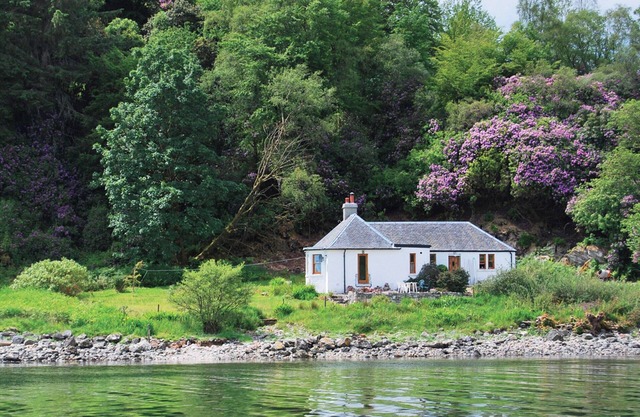 Shore Cottage - S4600
