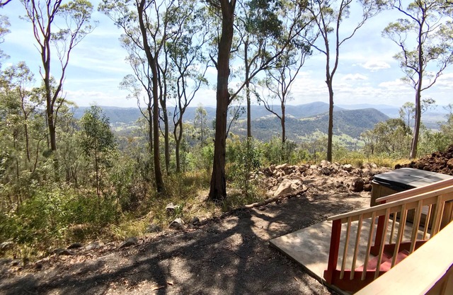 Silkwood Spa Lodge - secluded and private retreat for 1 to 2 couples.