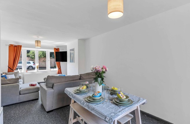 Silver Stag Properties, 4 BR in Ashby de la Zouch