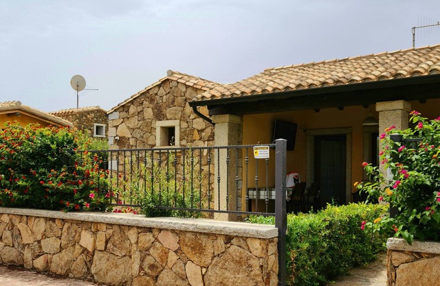 Single-family Villa Mathias 600 meters from the beach of Cala Sinzias