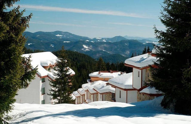 Ski Chalet at Pamporovo Village. Reduced monthly and weekly rates. 2 bed/2 bath