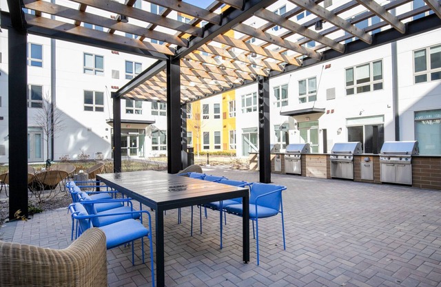 Sleek Arlington Heights 1BR w/Gym & Lounge, near Metra, by Blueground