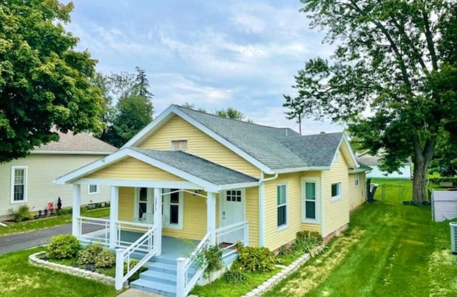Sleep 8, 15 min to Indy! Beautiful Home/Quiet Area