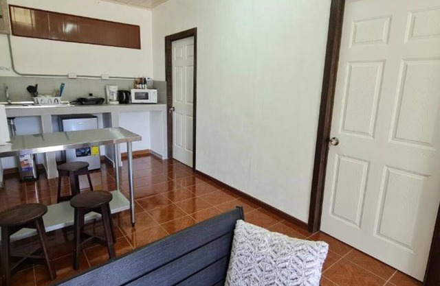 Sleep&Go! 2 bedroom apartment in Siquirres & Pacuare Rafting tour