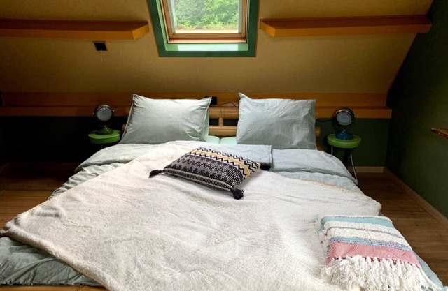 Sleeping among the owls at Oeroeboeroe