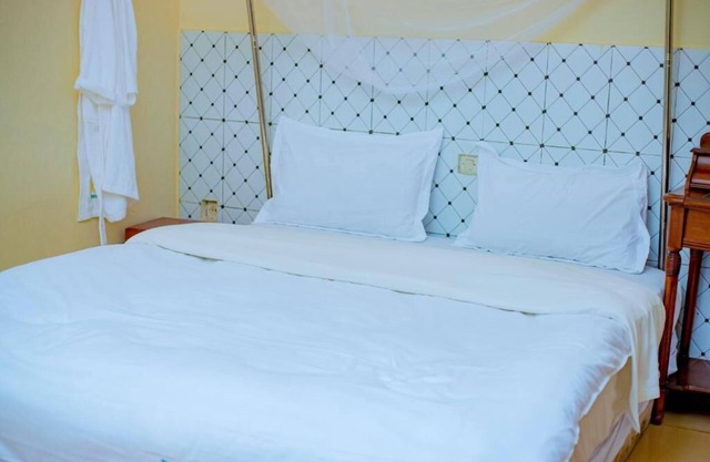 Small Double Room - Deluxe Double Room with Sea View