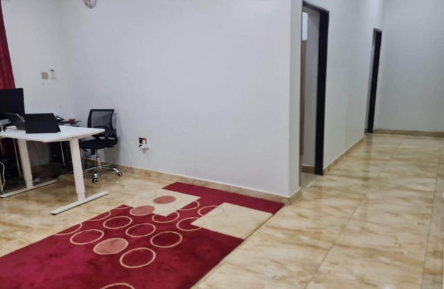 Smart 3 bed apartment with fast Wi-Fi & 24hr light