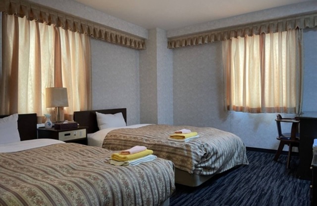 Smoking room Twin room free breakfast buffet /Gamo-gun Shiga