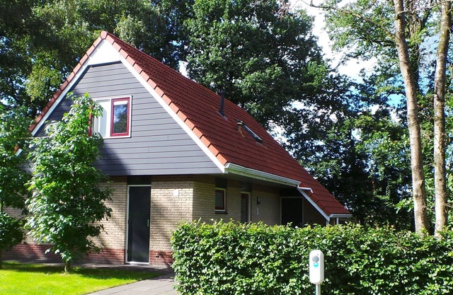 Snug holiday home in Lemele near the forest