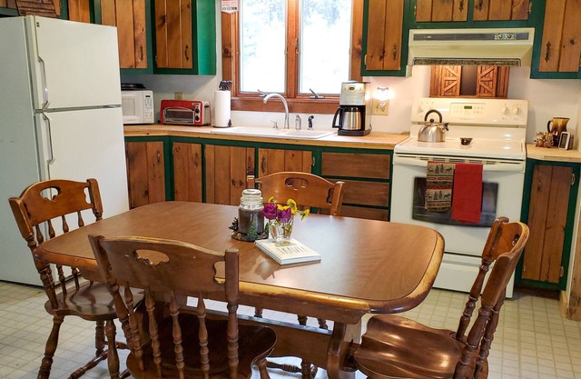 Snug Rustic Cottage minutes from Beautiful Wyman Lake in Moscow, ME