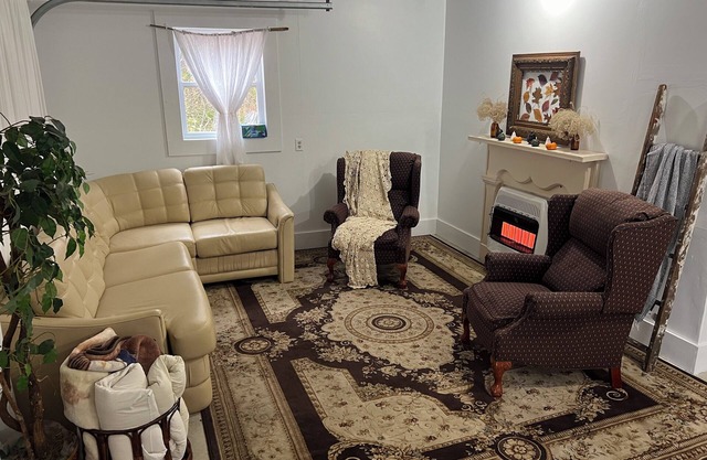 Solar powered-Charming 1-Bedroom in Middlebury