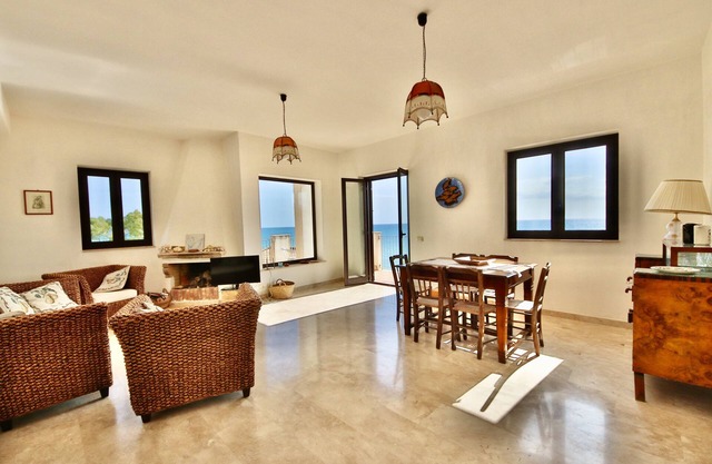 SOLE by KlabHouse-3BR Seafront walk2beach