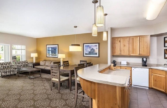 Sonoma County/Wine Country 2 Bed 2 Bath Condominium Resort