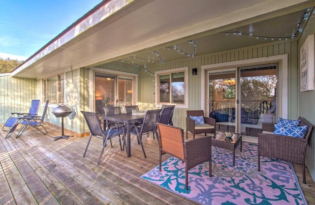 Sound of the Sea Oak Island Condo with Pools!