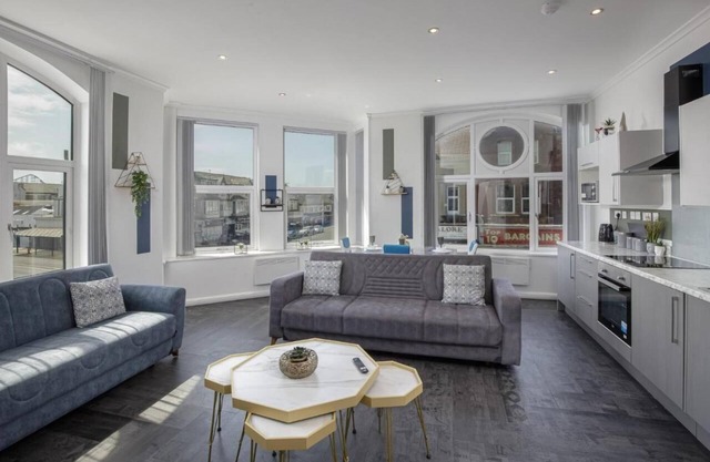 South Pier Apartment 4 by Sasco