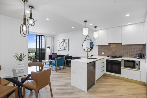 Southport Lux top floor apartment