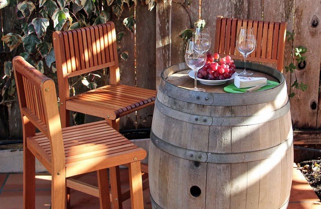 Spa, Bocce, Bbq Kitchen, Walk or Bike to Wineries, Bikes Included