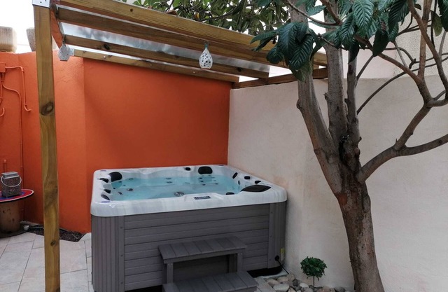 Spa Dans Écrin de Verdure