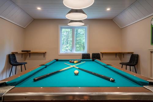 Spa Pool table Lake Access - Chalet Family au Grand air