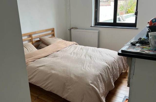 Spacieuse Maison Calme Avec Jardin et Parking
