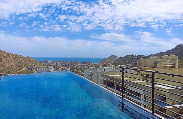 Spacious 1 bedroom vacation rental condo