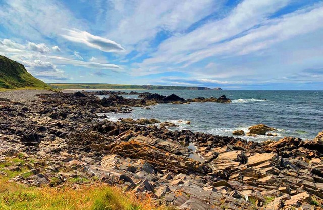 Spacious 2 Bedroom Home in Picturesque Cullen.