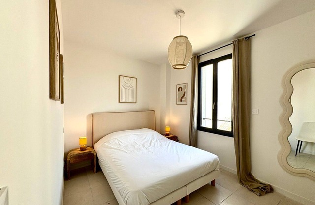 Spacious 2 bedrooms - fully equiped, A/C