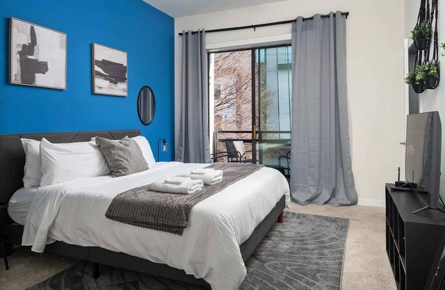 Spacious 2BD w/Private Balcony and Free Parking 3