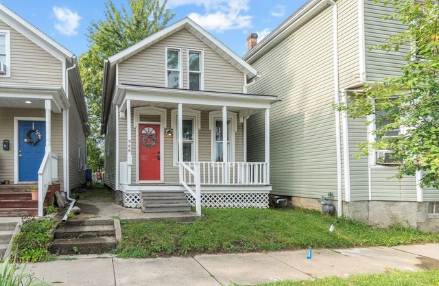 Spacious 2BR Retreat Pet-Friendly & Cozy!
