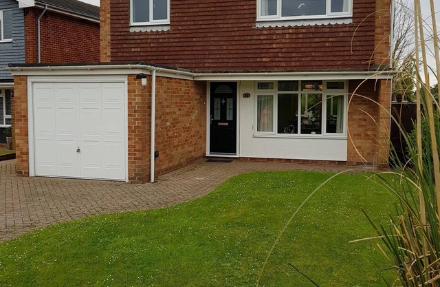 Spacious 3 bed detached house