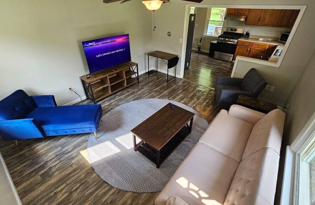 Spacious 3 Bedroom Apartment!