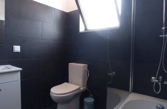 Spacious 3 Bedroom Apartment