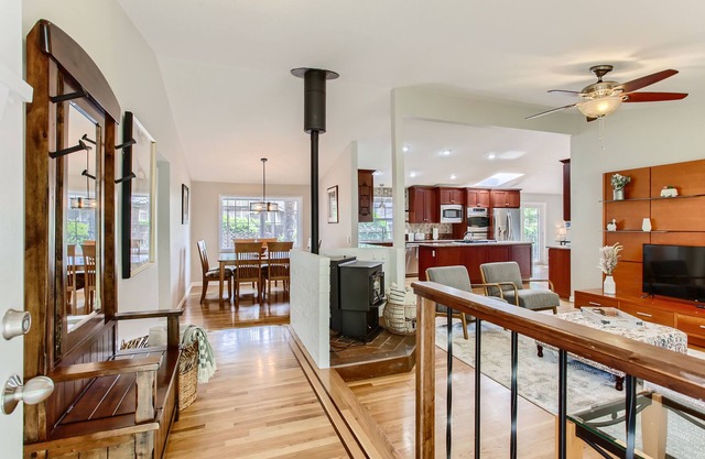 Spacious 4-bedroom home with outdoor deck