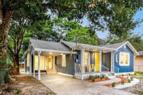 Spacious 4br Orlando Home Flex Room Pets Ok