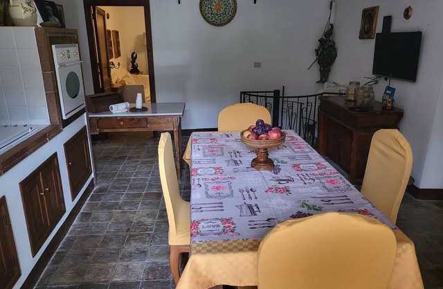Spacious 5-bedroom house in charming Aidone with WiFi, terraces, private garden