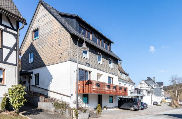 Spacious and modern vacation home with a beautiful view over the village, near Winterberg