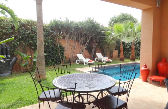 SPACIOUS CHARMING VILLA ON GOLF COURSE - PRIVATE POOL - 4 BEDROOMS-MARRAKECH-GOLF