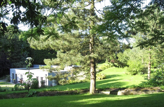 Spacious Comfortable House In Large Secluded Garden