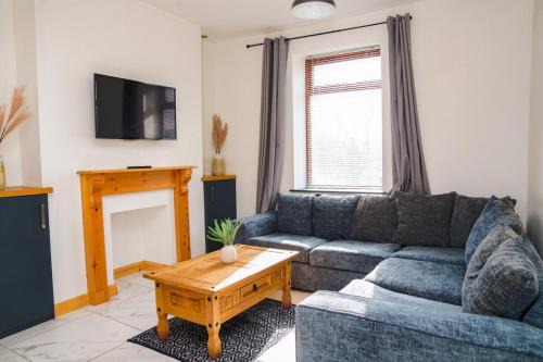 Spacious & Comfortable 2-bedroom home