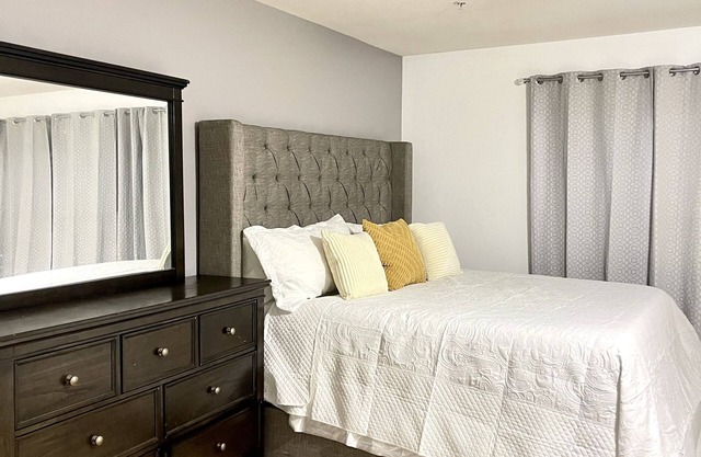 Spacious comfy Home in White Plains/Waldorf close to DC and National harbor
