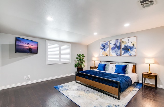Spacious, Family-Friendly Home w/Yard by Disneyland, OC, LA, and Beaches