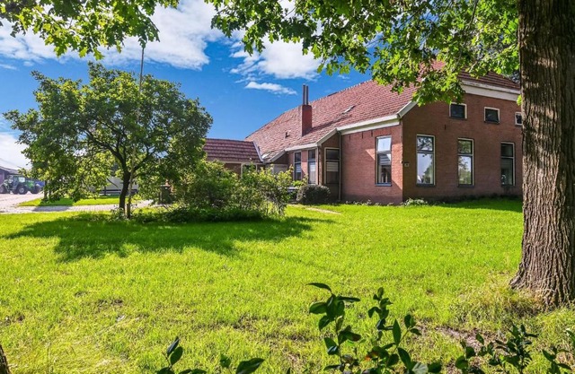 Spacious Farmhouse in Tweede Exlo rmond with Patio