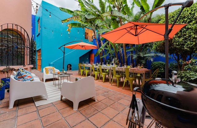 Spacious Home with BBQ, Outdoor Dining & Workspace