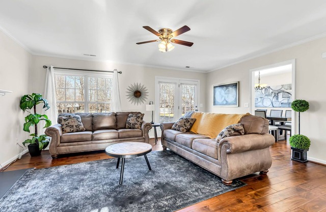 Spacious Luxe Stay w/Yard, Wi-Fi & Smart TVs
