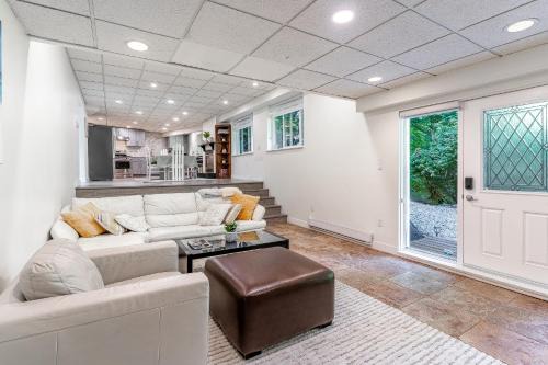 Spacious NEW 3 Bedroom Nature Retreat home