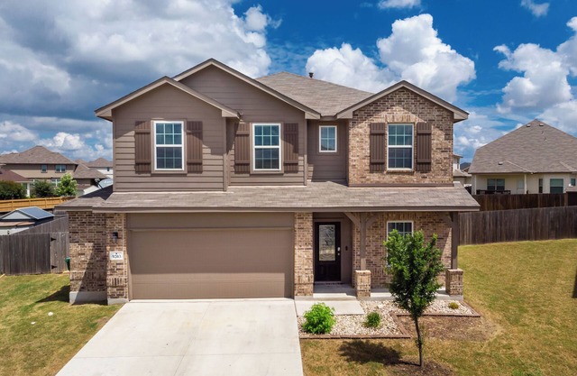 Spacious New Build, 4 Beds, Near Randolph AFB