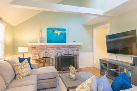 Spacious Stone Fire Pit Game Room A C